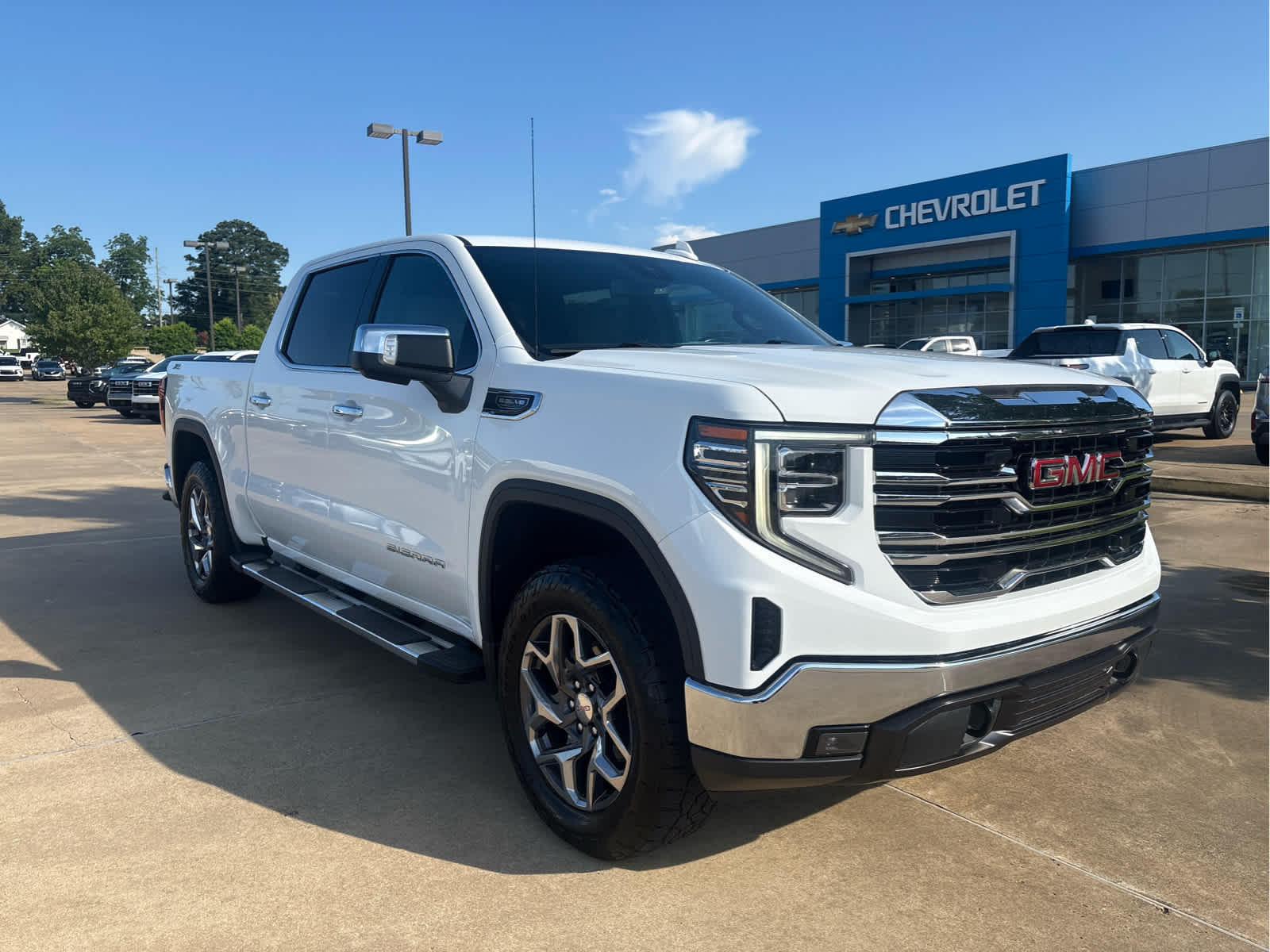 2022 GMC Sierra 1500 — rear three-quarter view