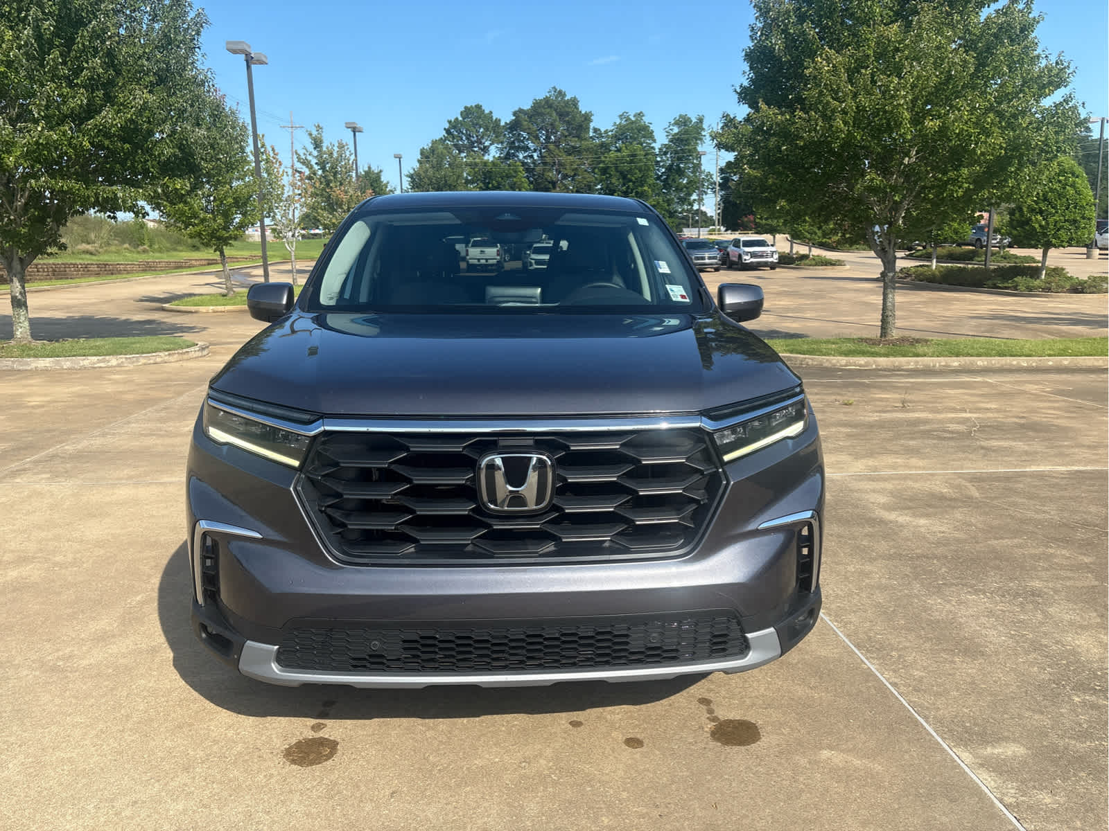 2023 Honda Pilot — side profile view