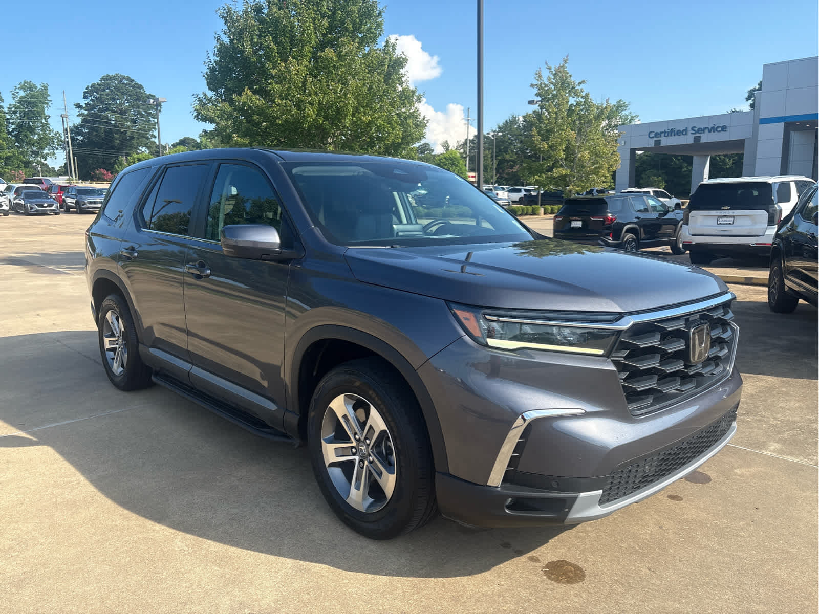 2023 Honda Pilot — rear three-quarter view